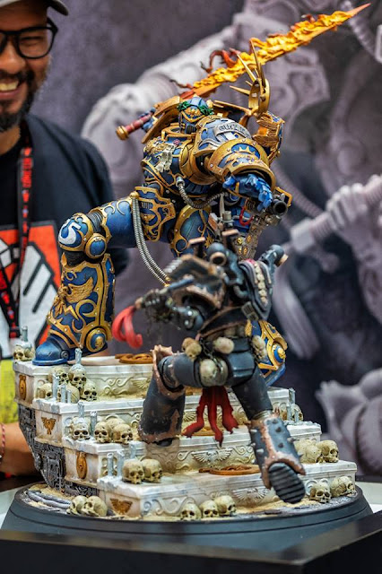 Guilliman Vs Chaos Marine de " Warhammer 40000" - HMO Statues