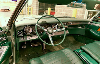 1966 Cadillac Eldorado Cabriolet Green Interior Cabin