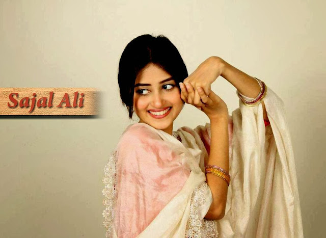 Sajal Ali HD Wallpaper Free