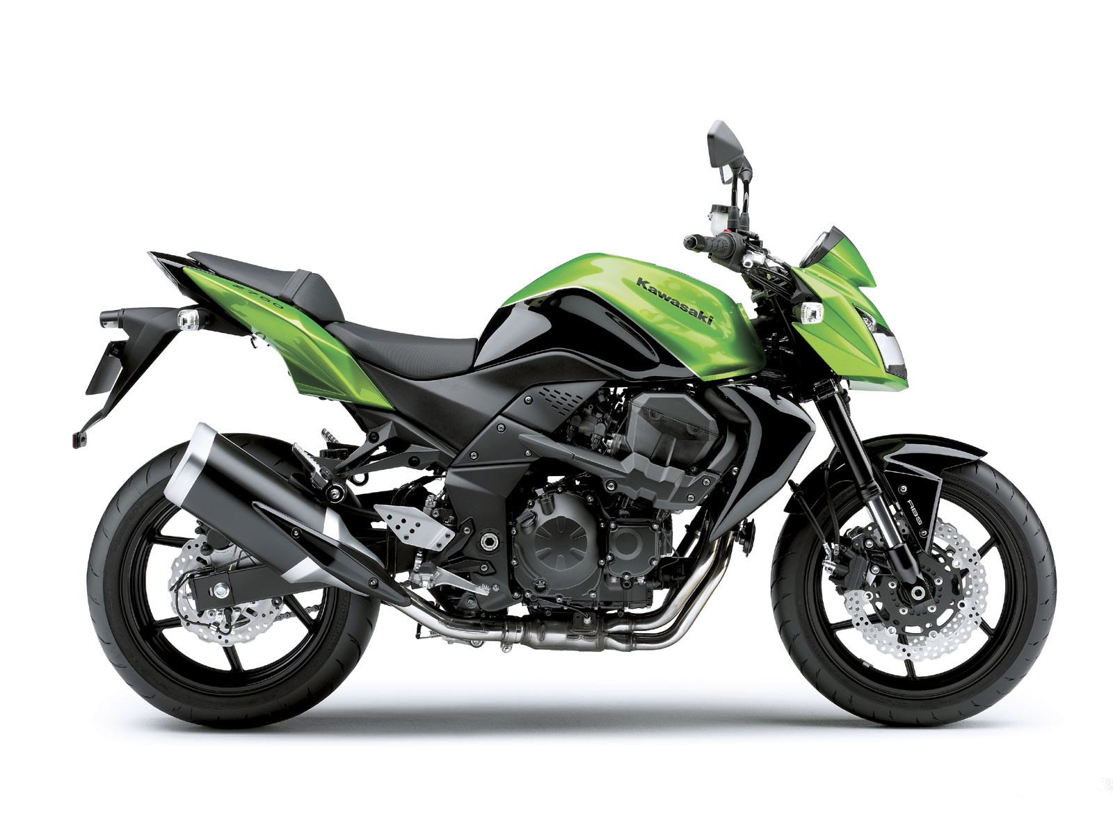 Moto Sport: 2009 KAWASAKI Z750 accident lawyers | wallpapers, specs |