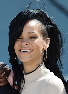 Rihanna New Hair Style