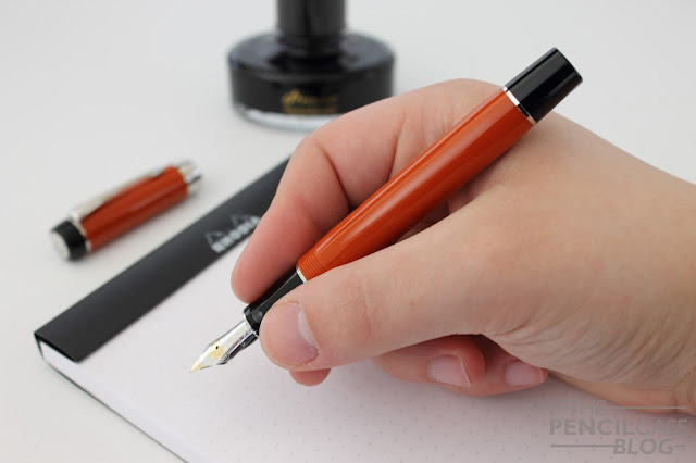 Parker Duofold Centennial Big Red fountain pen review