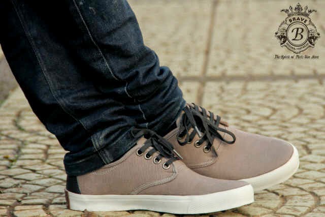 Sepatu Casual Sepatu Casual Brave Calvi Abu Sol Putih