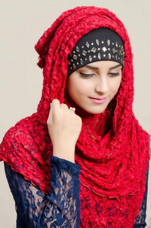 Maya Ali Latest Hijab Beautiful Pictures - World Business