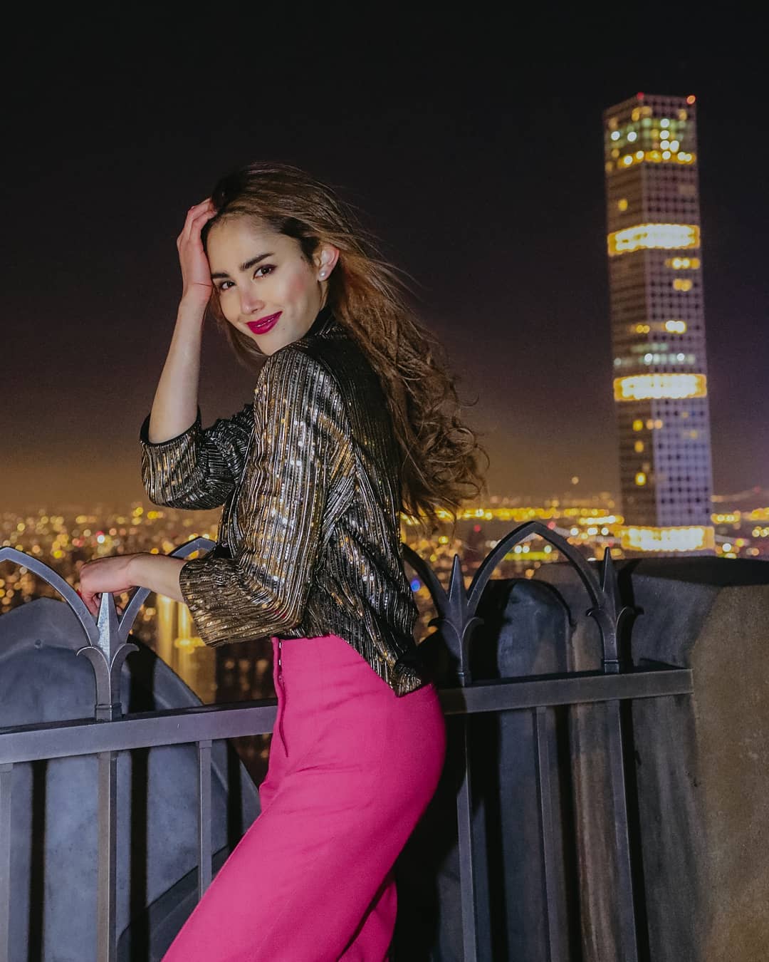 Issaree Nat Mungman – Most Beautiful Thai Transgender Woman Instagram