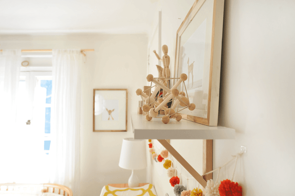 DIY Modern Nursery Pom Pom Garland