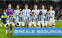 📸REAL SOCIEDAD DE FÚTBOL 📆23 febrero 2024 ⬆️Álex Remiro, Brais Méndez, Robin Le Normand, Jon Pacheco, André Silva, Martín Zubimendi. ⬇️Take Kubo, Ander Barrenetxea, Javi Galán, Hamari Traoré, Arsen Zakharyan. REAL SOCIEDAD DE FÚTBOL 1 🆚 VILLARREAL C. F. 3 Viernes 23/02/2024, 21:00 horas. Campeonato de Liga de 1ª División, jornada 26. San Sebastián, Guipúzcoa, Reale Arena: 30.609 espectadores. GOLES: ⚽0-1: 17’, Santi Comesaña. ⚽0-2: 47’, Santi Comesaña. ⚽1-2: 86’, Mikel Merino. ⚽1-3: 90+5’, Alexander Sørloth.