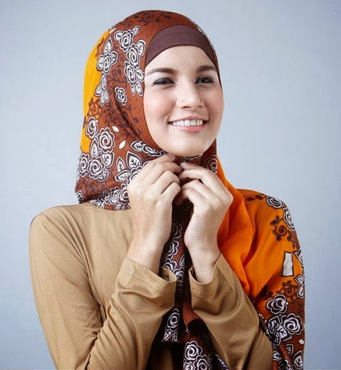 Jual Busana Muslim Elzatta - Hijab Nemo