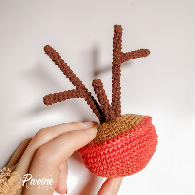 ©PIVOINE 2020 || MINI CHERRY BLOSSOM TREE free crochet pattern