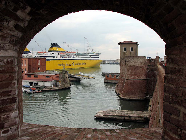 Porto Mediceo, Fortezza Vecchia, Livorno