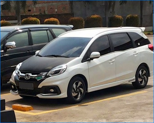 Foto mobil modifikasi  mobilio  terbaru rs prestige yang 