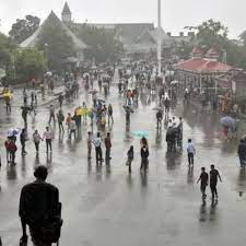 प्राकृतिक आपदा की मार झेल रहे हिमाचल प्रदेश में अगस्त के दौरान सामान्य से चार फीसदी कम बारिश दर्ज हुई