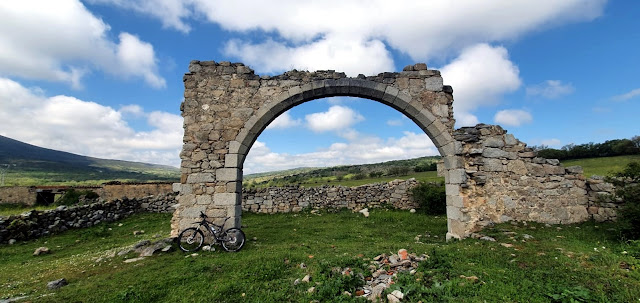 Arco de Santo Domingo - AlfonsoyAmigos