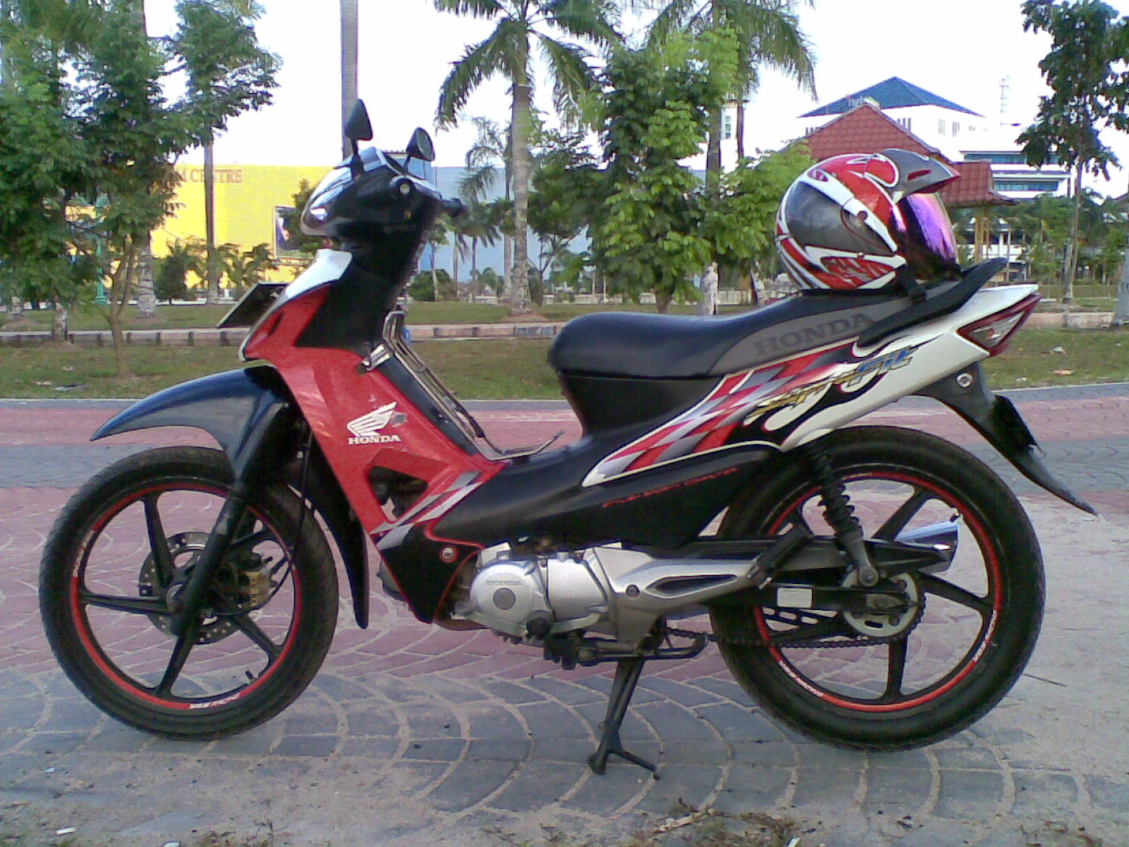 Modifikasi Honda Supra Fit