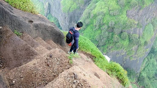 kalavantin durg trekking beautiful place, best travel destination for nature lovers in India best vacation destinations for nature lovers  in India best vacation spot for outdoor lovers in India best holiday destination for nature lovers in India best place for nature lovers in india best places for nature lovers in south india best places to visit in south india for nature lovers best underrated travel destination for nature lovers best vacation spots for nature lovers in India