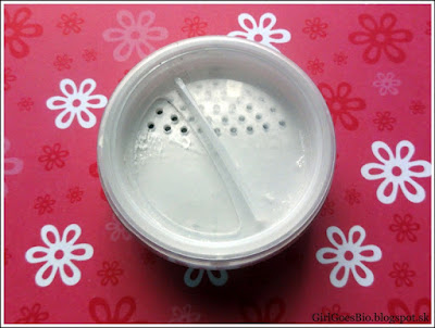 Lily Lolo finishing powder sifter