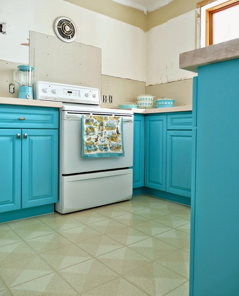 Idea 40+ Turquoise Kitchen Cabinets