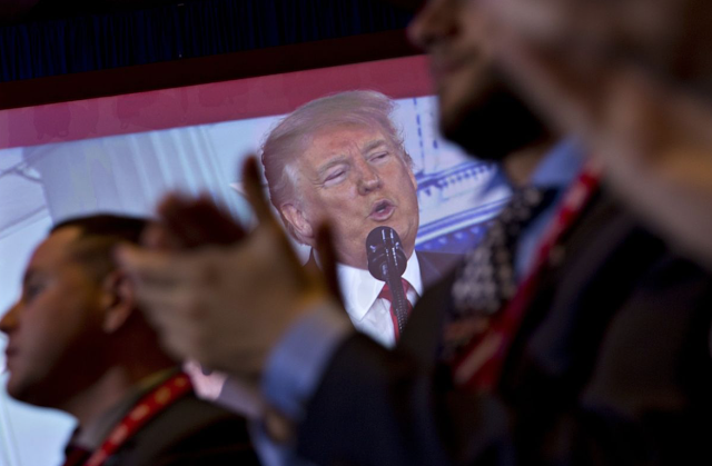 Trump Battles Complacency in Victory Among Conservative Faithful