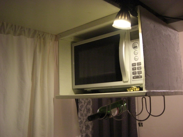 使いやすい高さの電子レンジ置き場