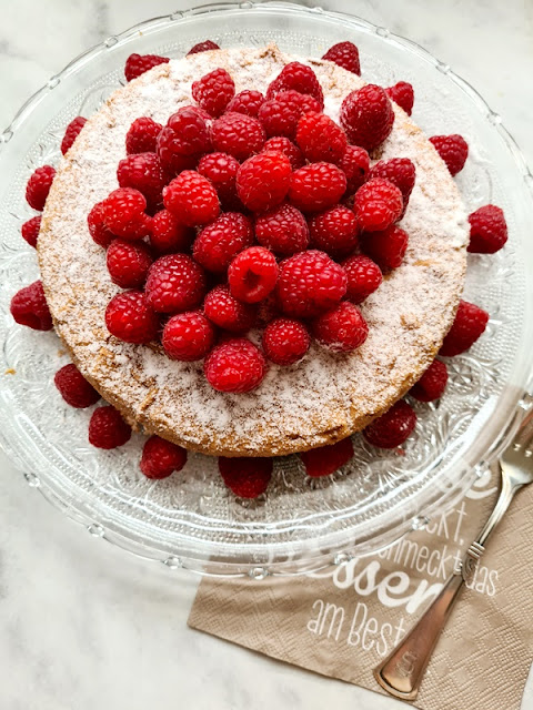 Victoria Sponge Cake Torte