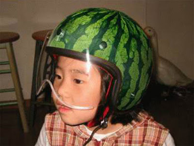 20 Cool and Creative Motorcycle Helmet Designs (20) 14