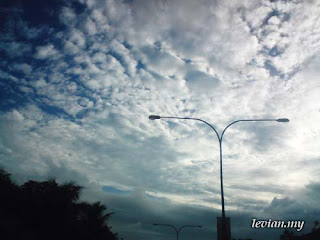 Sky (Photograph)