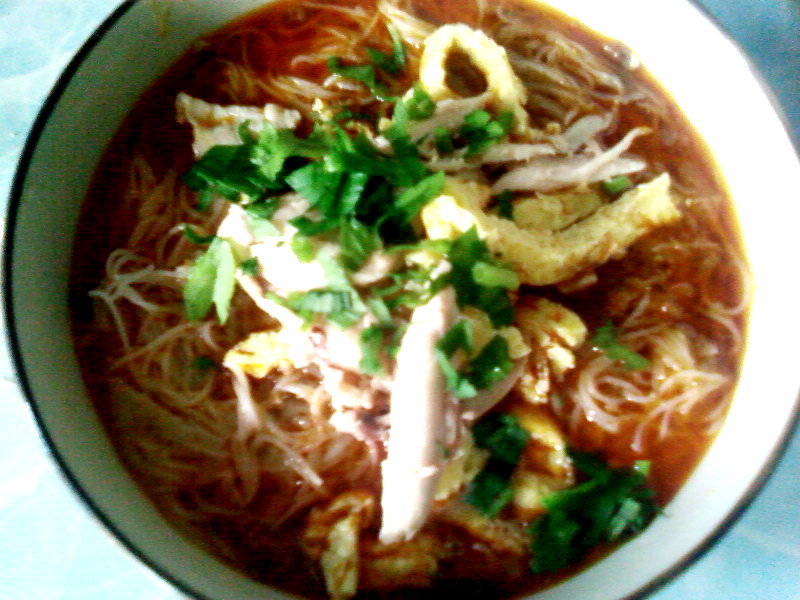 laksa penang. My mom friend says that Laksa