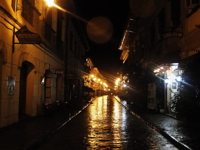 Vigan at night