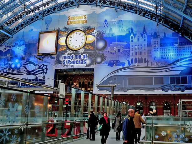 The largest advent calendar is 71 m (232 ft 11 in) high and 23 m (75 ft 5 in) wide and was built at St Pancras station, London, UK, to commemorate the station's refurbishment in December 2007.