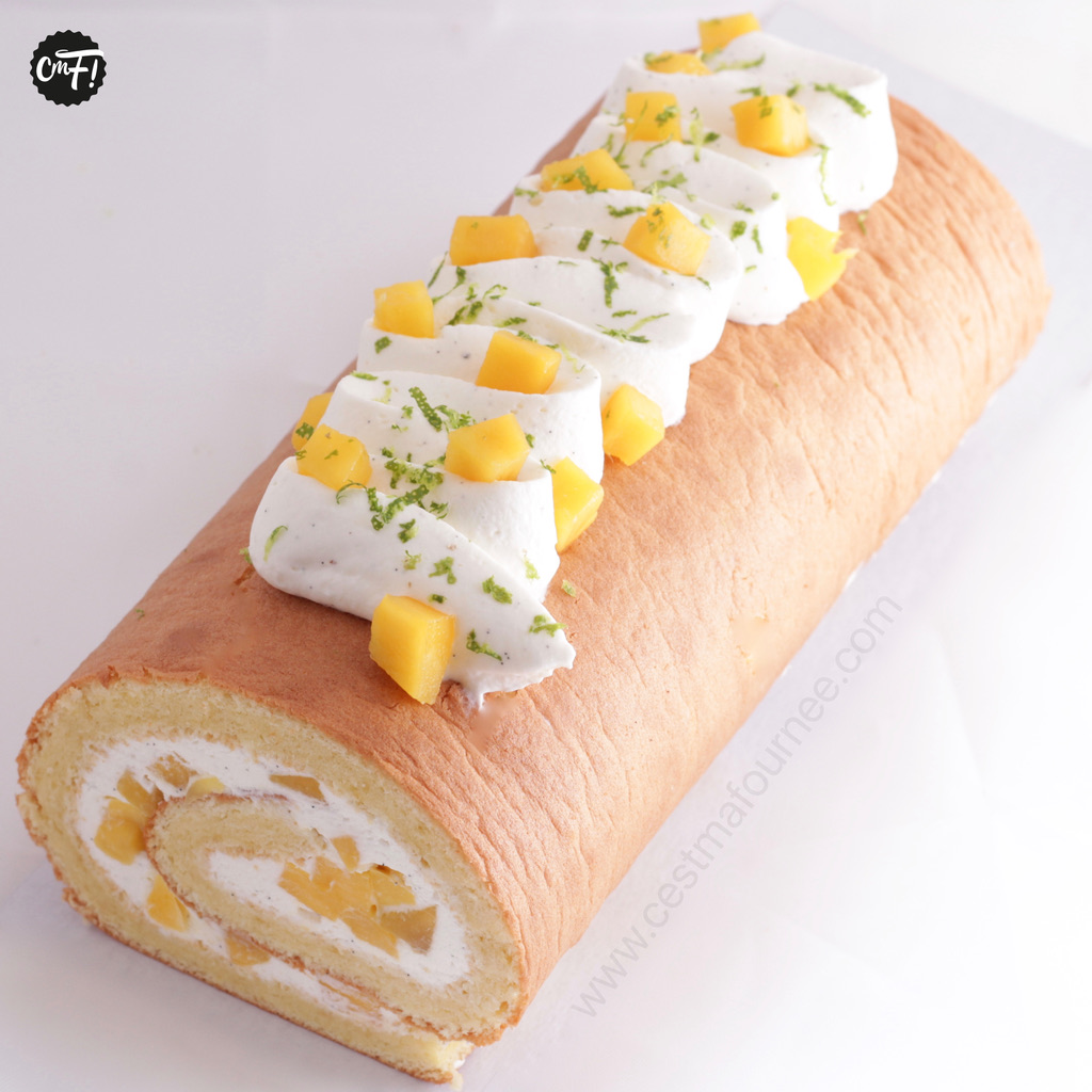 Biscuit Roule A La Chantilly Et Aux Fruits Frais Biscuit Roule A La Chantilly Et Aux Fruits Frais