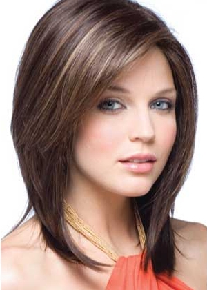 New And Beautiful HairStyle For Girl