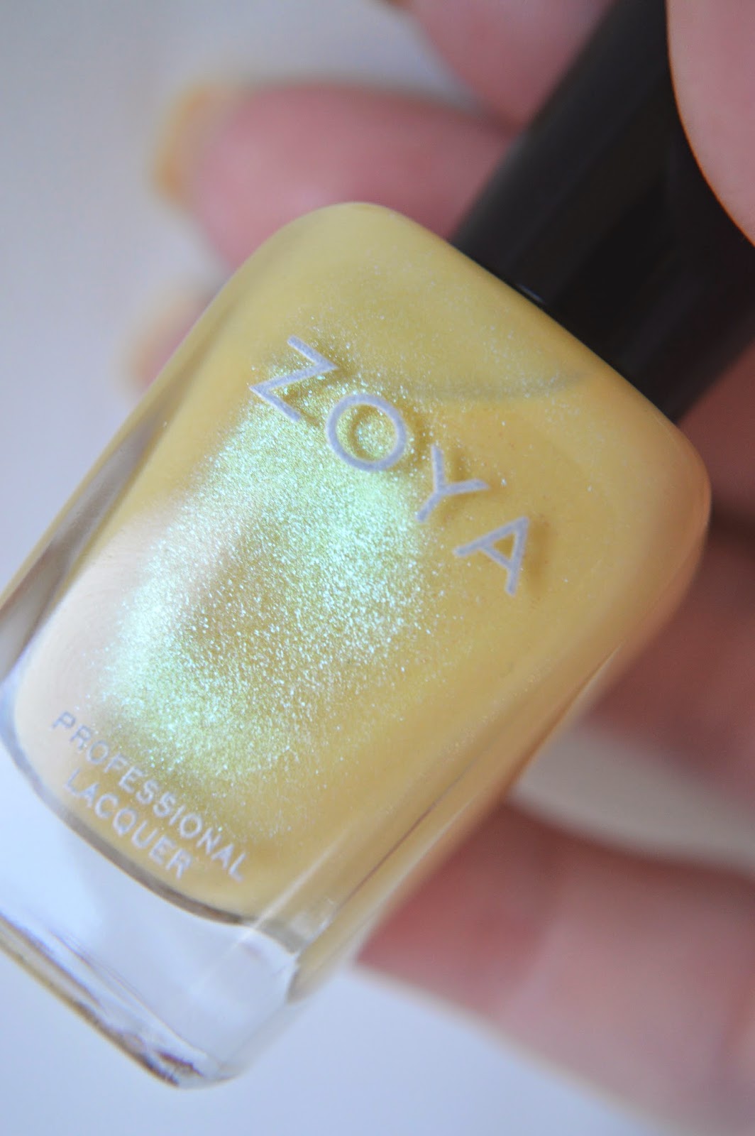 Zoya Daisy Zoya Daisy