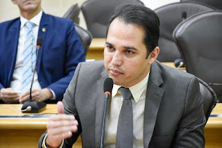 Resultado de imagem para foto do deputado kleber rodrigues