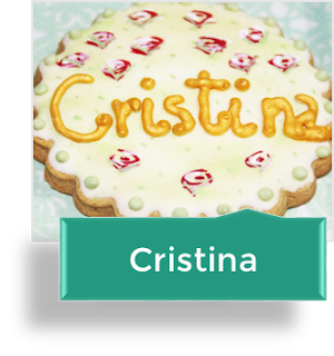 CRISTINA_TU NOMBRE EN UNA GALLETA