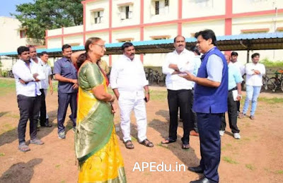 Is this responsibility?  Praveen Prakash, principal secretary of the education department, is angry with the officials and teachers.