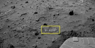 Footprints Discovered On Mars?