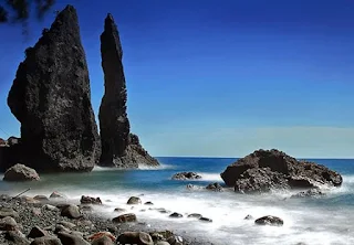 Batu layar Lombok barat