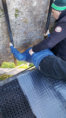 Flyfour kissing the Blarney Stone