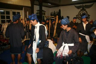 Tradisional Indonesia-Kebudayaan Tradisional-Pakaian 