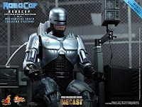 Hot Toys 1/6 Scale Robocop MMS Diecast 12" Figure with Mechanical Chair (Docking Station)