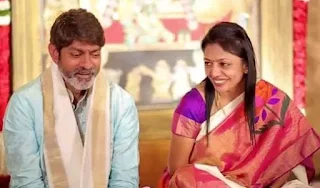 Jagapati Babu Family Wife Parents children's Marriage Photos