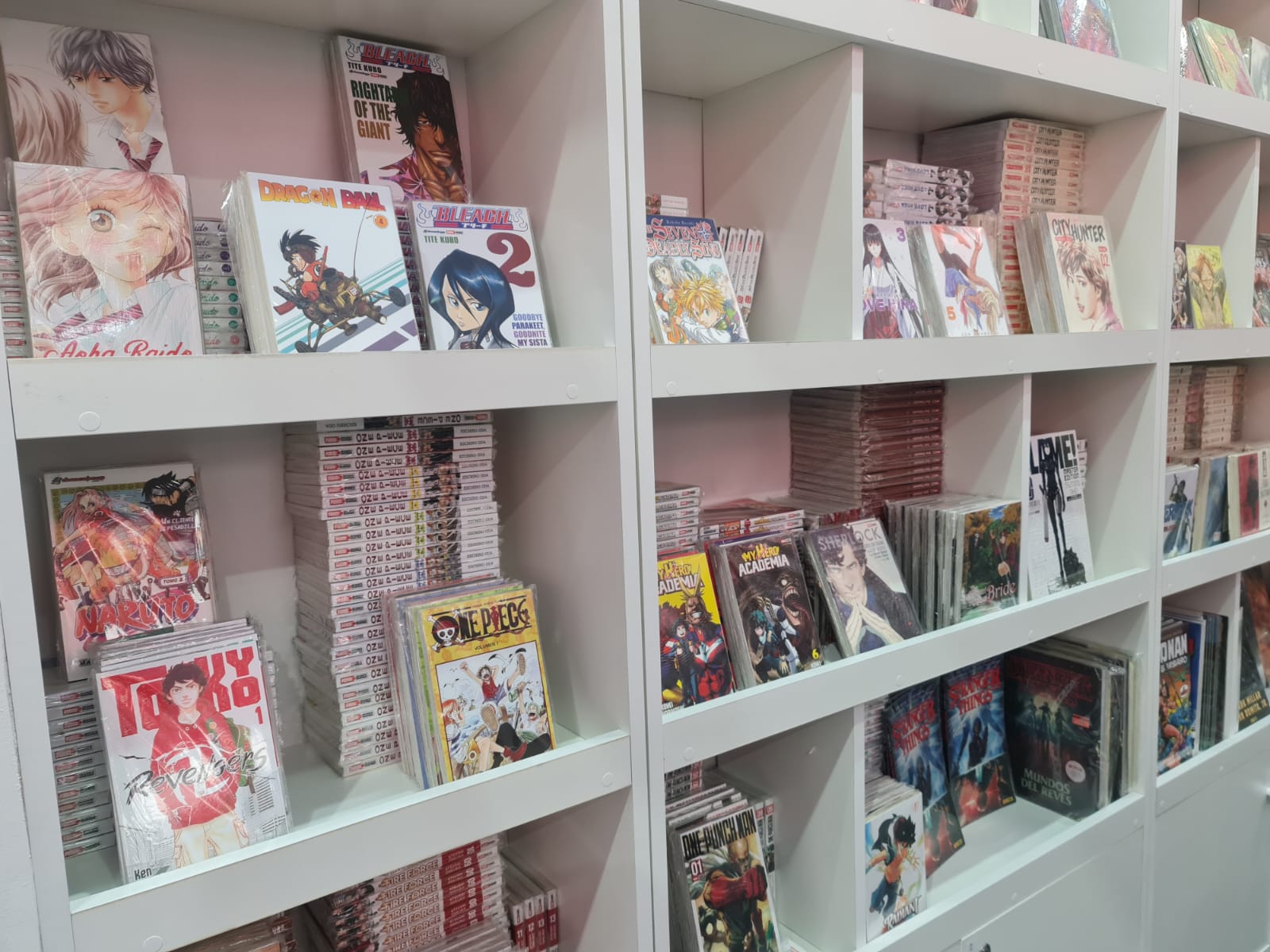 Dónde comprar mangas originales en el Perú?