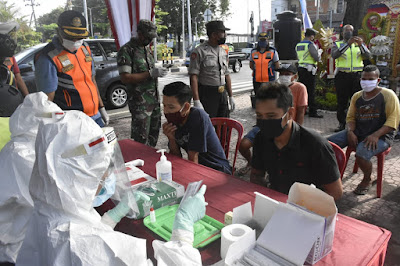 Pemkot Denpasar Lakukan Rapid Tes Di Pintu Masuk Kota Denpasar, Hasilnya Non Reaktif Semua