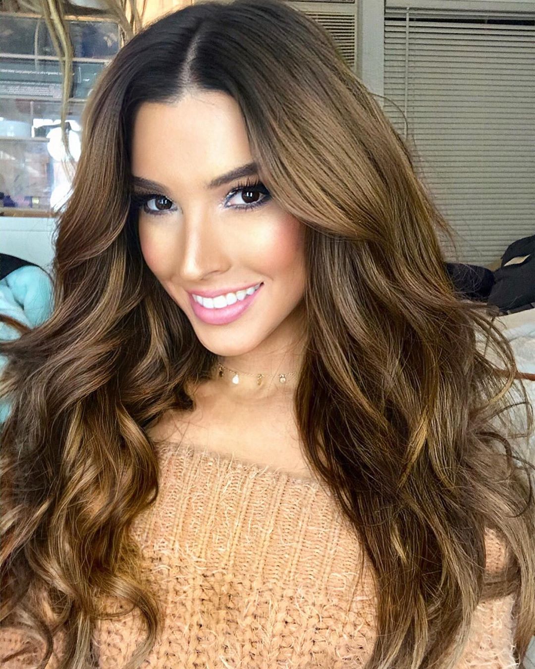 Carolina Gutierrez – Most Beautiful Transgender MtF Hairstyle Instagram