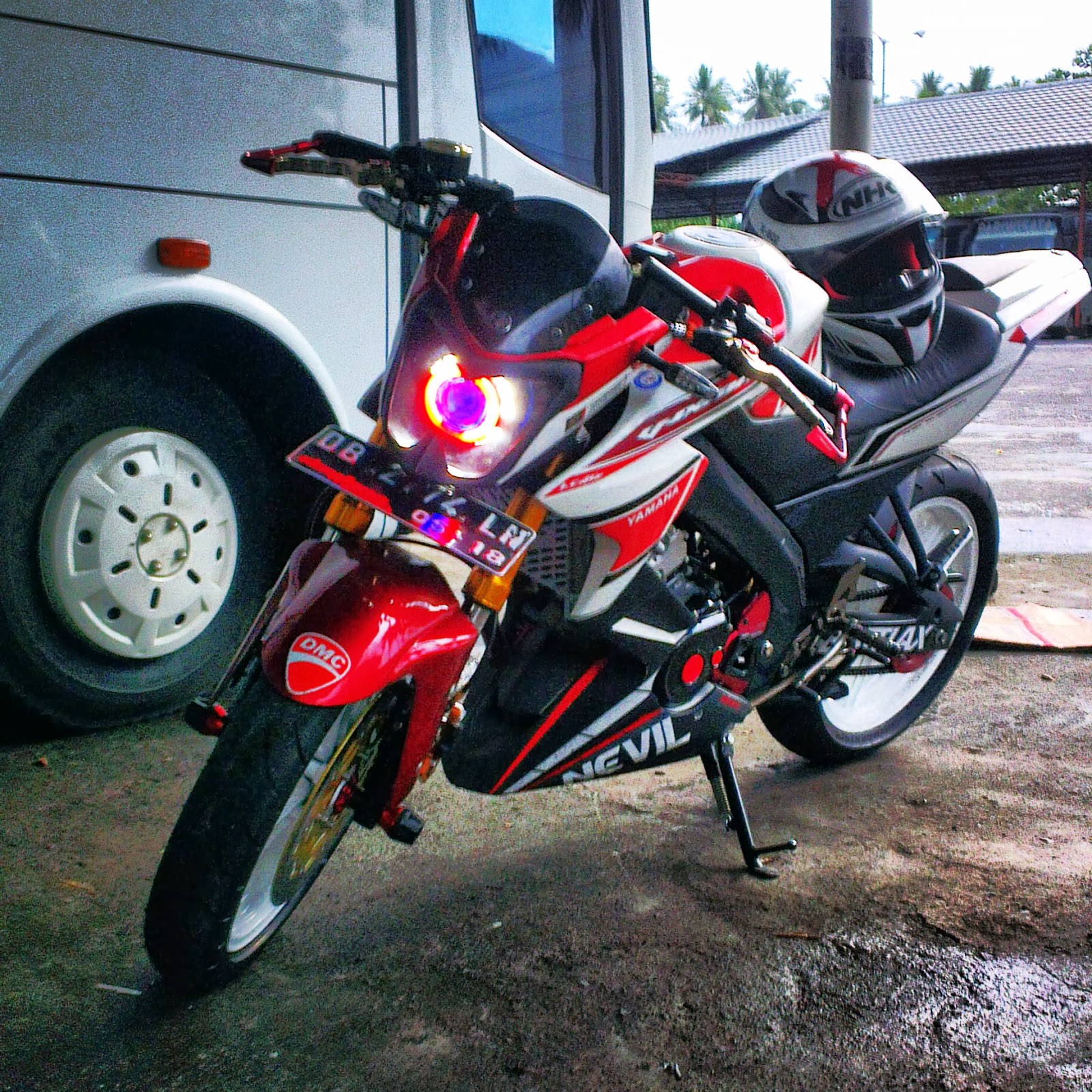 New Vixion Jadi Lebih Street Fighter Yamaha Vixion Modification