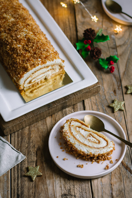 Bûche roulée au citron et praliné, d'après Cyril Lignac