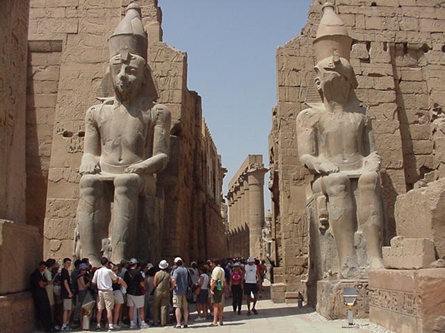 5: LUXOR TEMPLE: The modern