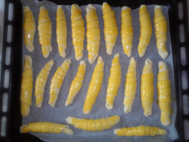 crescent rolls, kifle, baking, tijesto, brašno, jednostavno, lako, easy, brzo, yummy, mekane, postupak, preparation, ingredients, sastojci, melting,