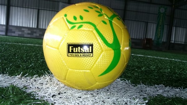 5 Rekomendasi Bola Futsal Terbaik 2023