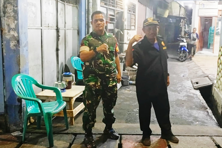 Sertu Abdul Kadar Babinsa Koramil 02/Tambora Gelar Patroli Antisipasi Tawuran dan Balapan Liar